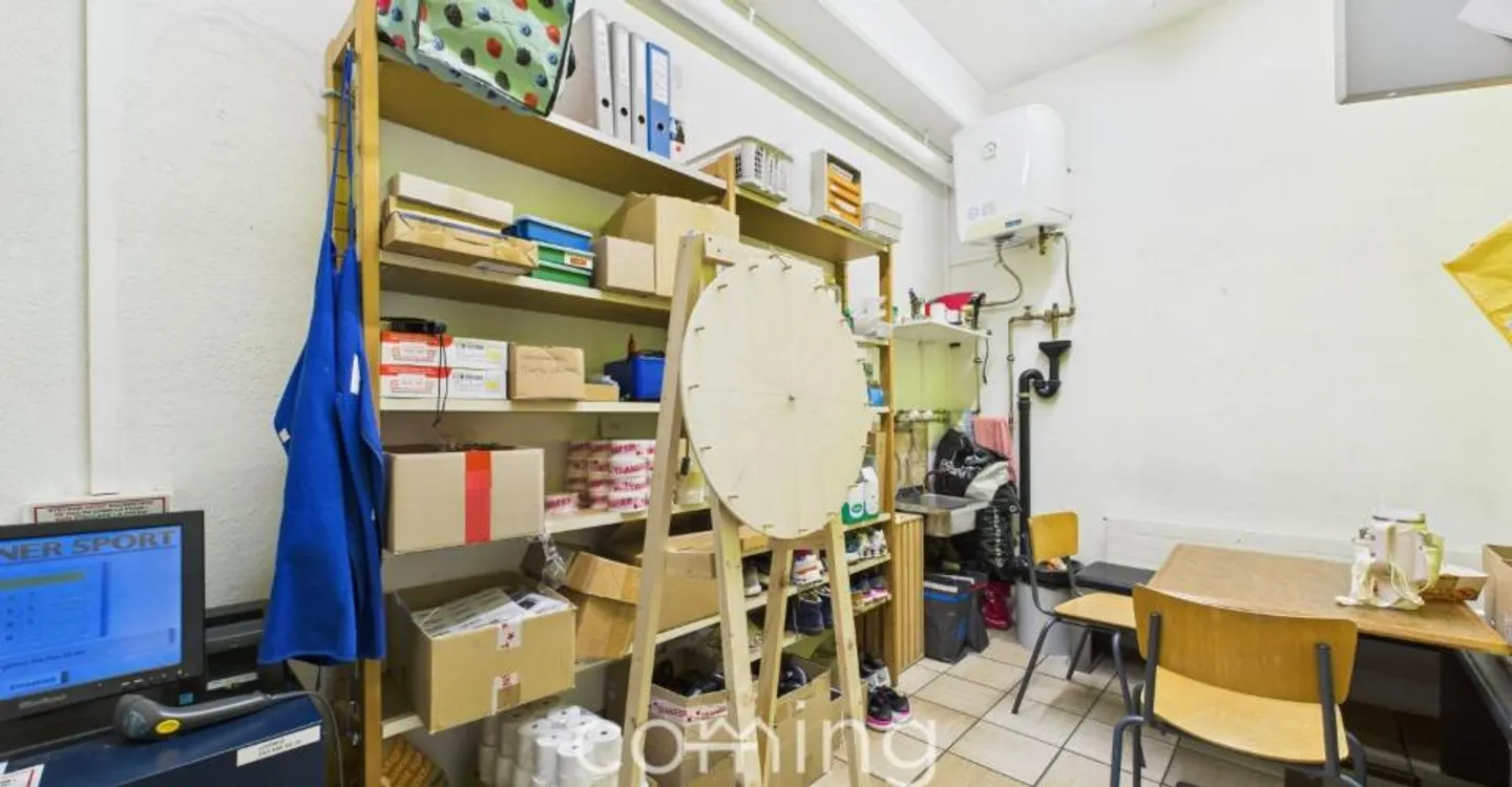Commercial space for rent in Visp - central, flexible and with parking - Photo 10 of 11
