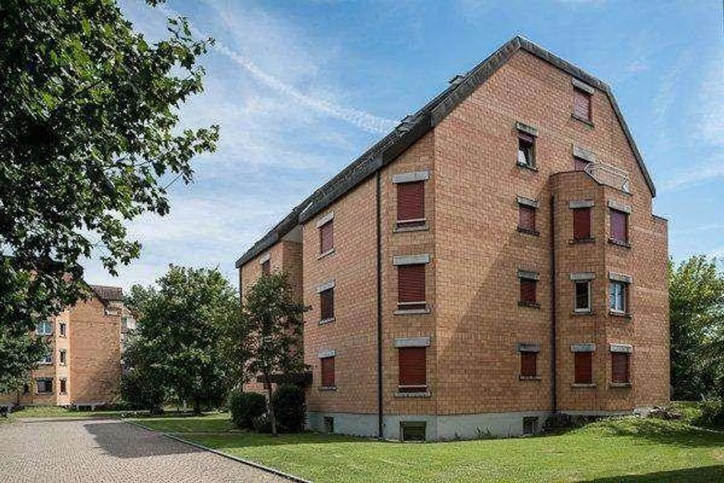 Cozy Maisonette Apartment in a Quiet Neighborhood - Photo 1 of 12