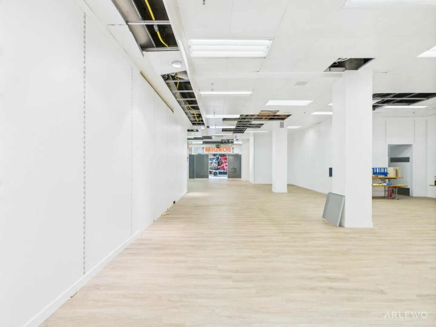 La tua nuova posizione nel cuore di Cham | 332 m² di spazio commerciale - Foto 8 di 10