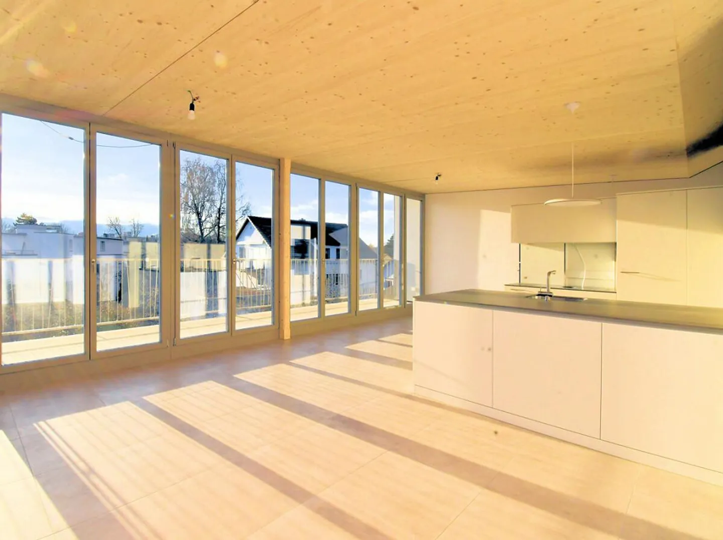 Appartement en penthouse spacieux à louer dans un standard de propriété! - Photo 1 sur 14