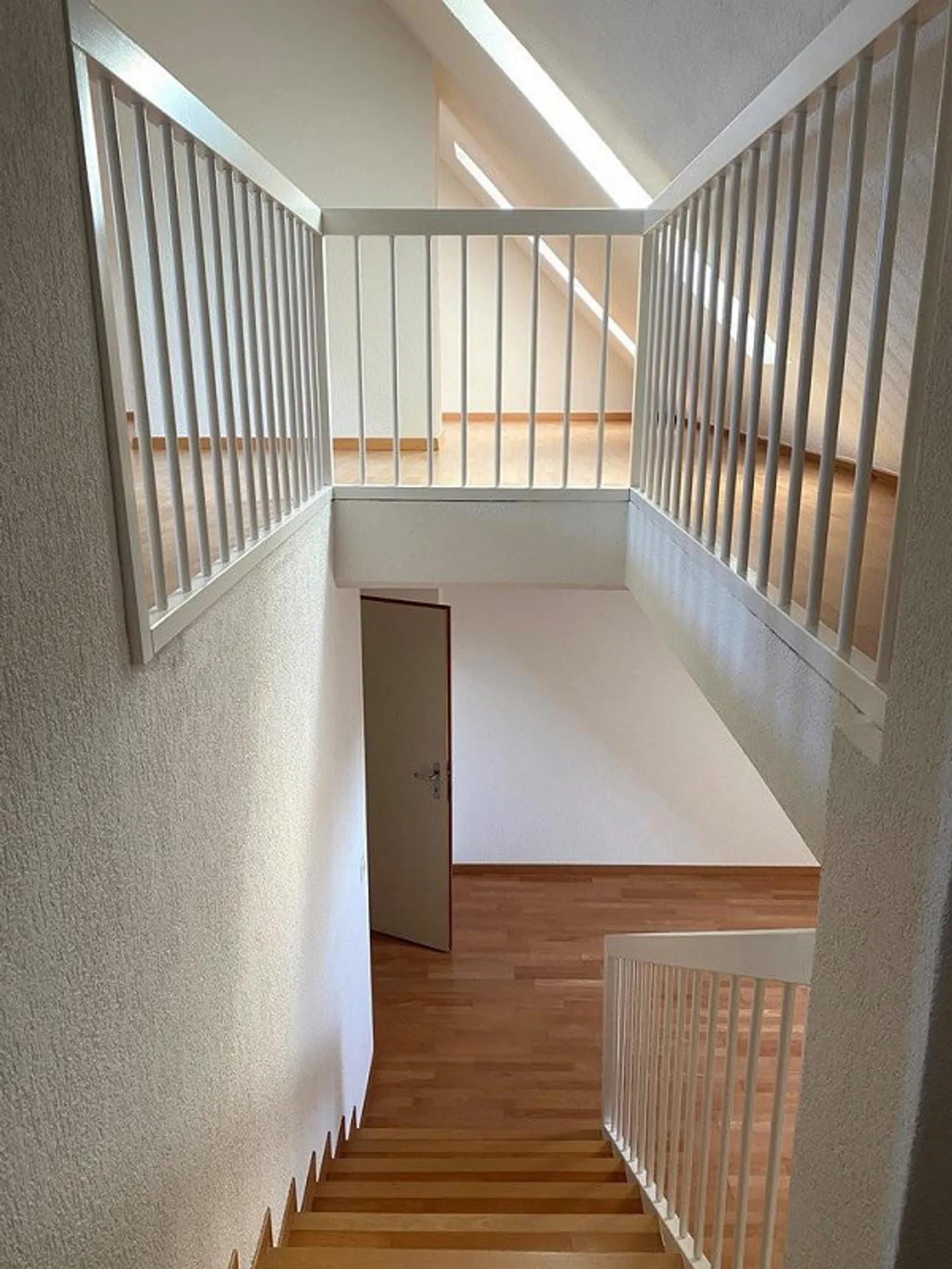 Cozy Maisonette Apartment in a Quiet Neighborhood - Photo 9 of 12