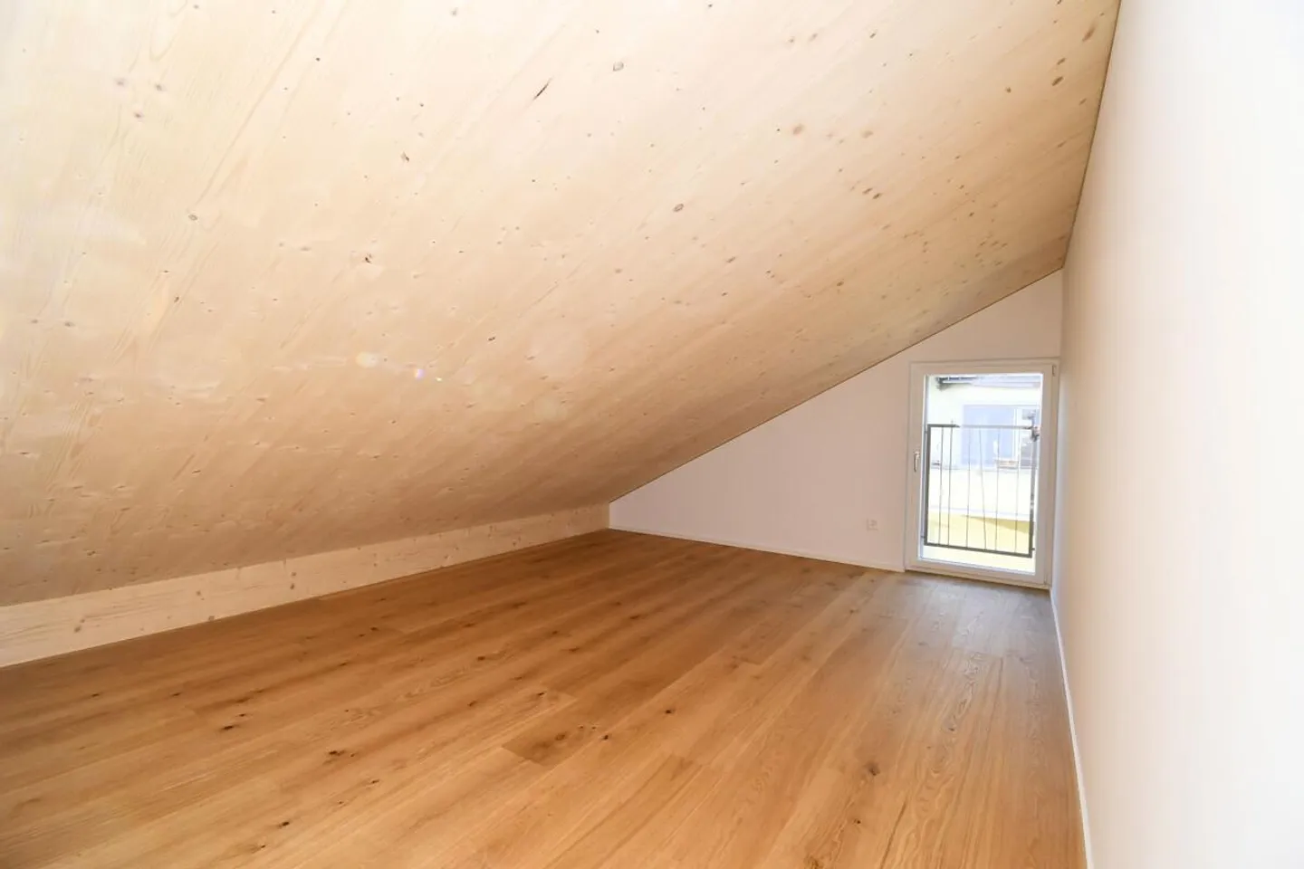 Appartement en penthouse spacieux à louer dans un standard de propriété! - Photo 7 sur 14