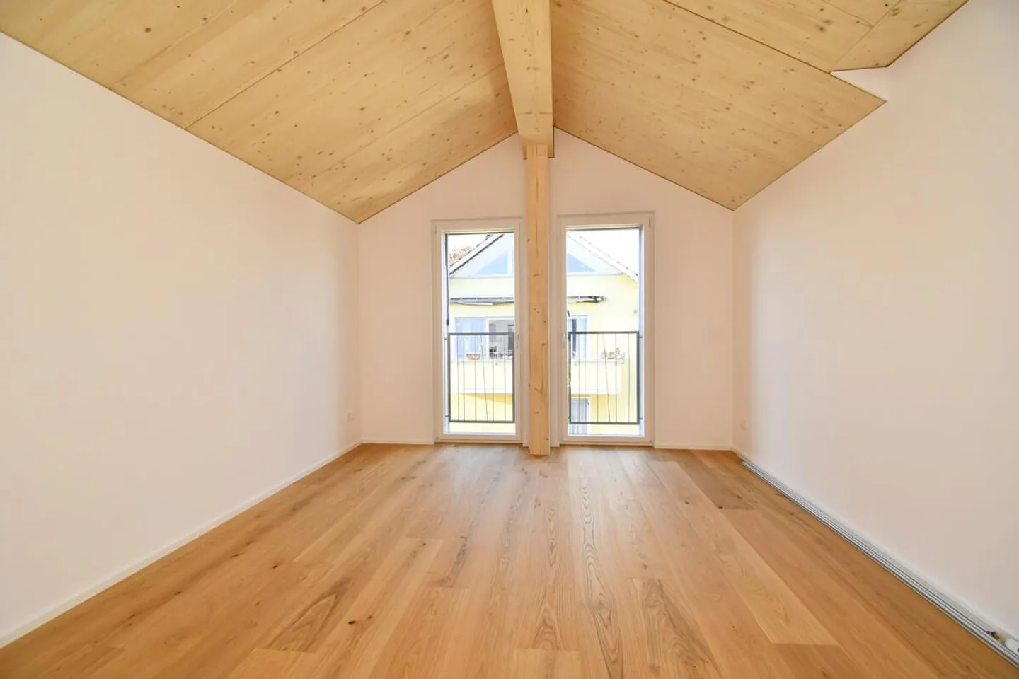 Appartement en penthouse spacieux à louer dans un standard de propriété! - Photo 4 sur 14