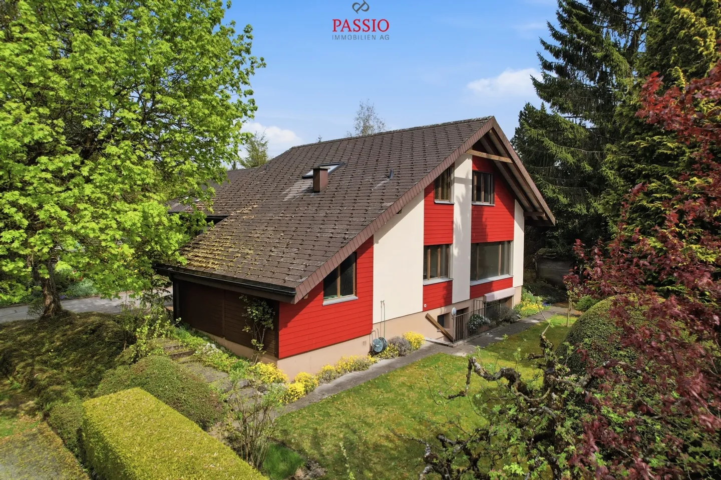 Maison individuelle spacieuse de 6 pièces avec jardin et potentiel locatif - Photo 1 sur 36