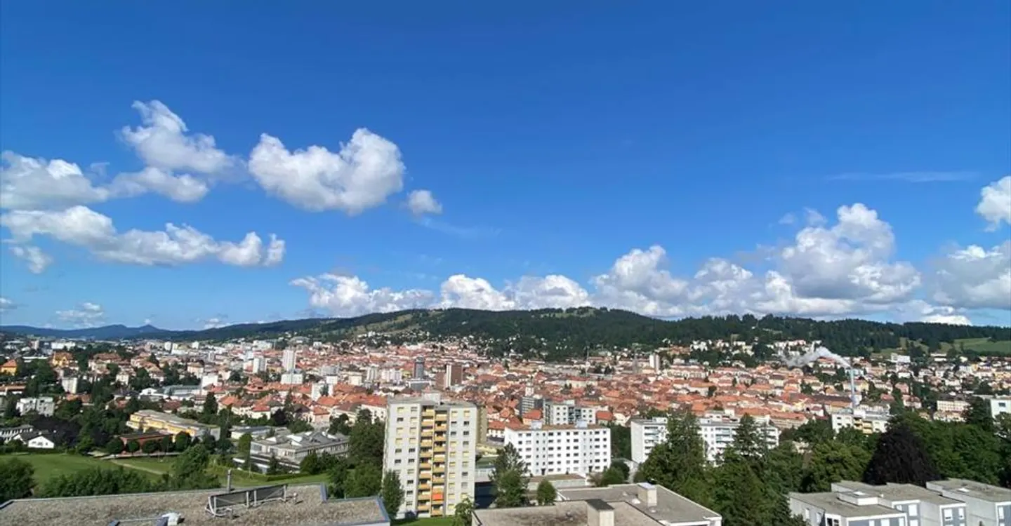 Appartement Rénové avec Vue - Photo 2 sur 7
