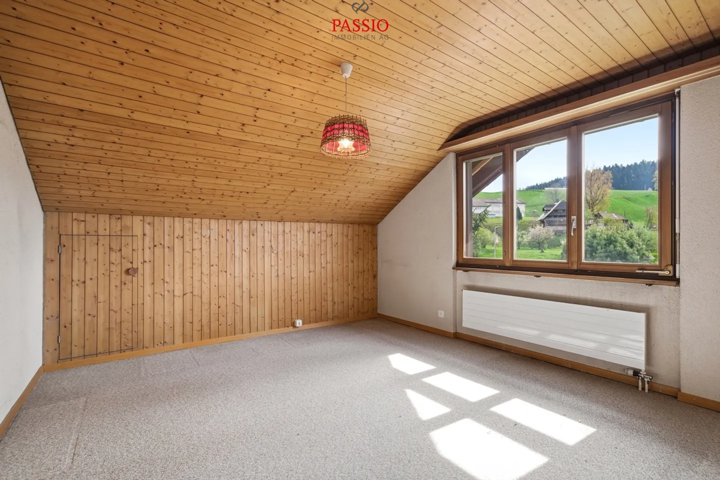 Maison individuelle spacieuse de 6 pièces avec jardin et potentiel locatif - Photo 17 sur 36