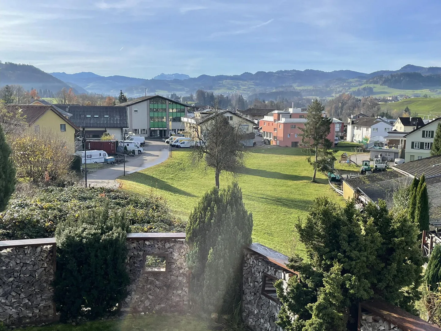 Beaucoup d'espace pour vivre et profiter - Photo 9 sur 9