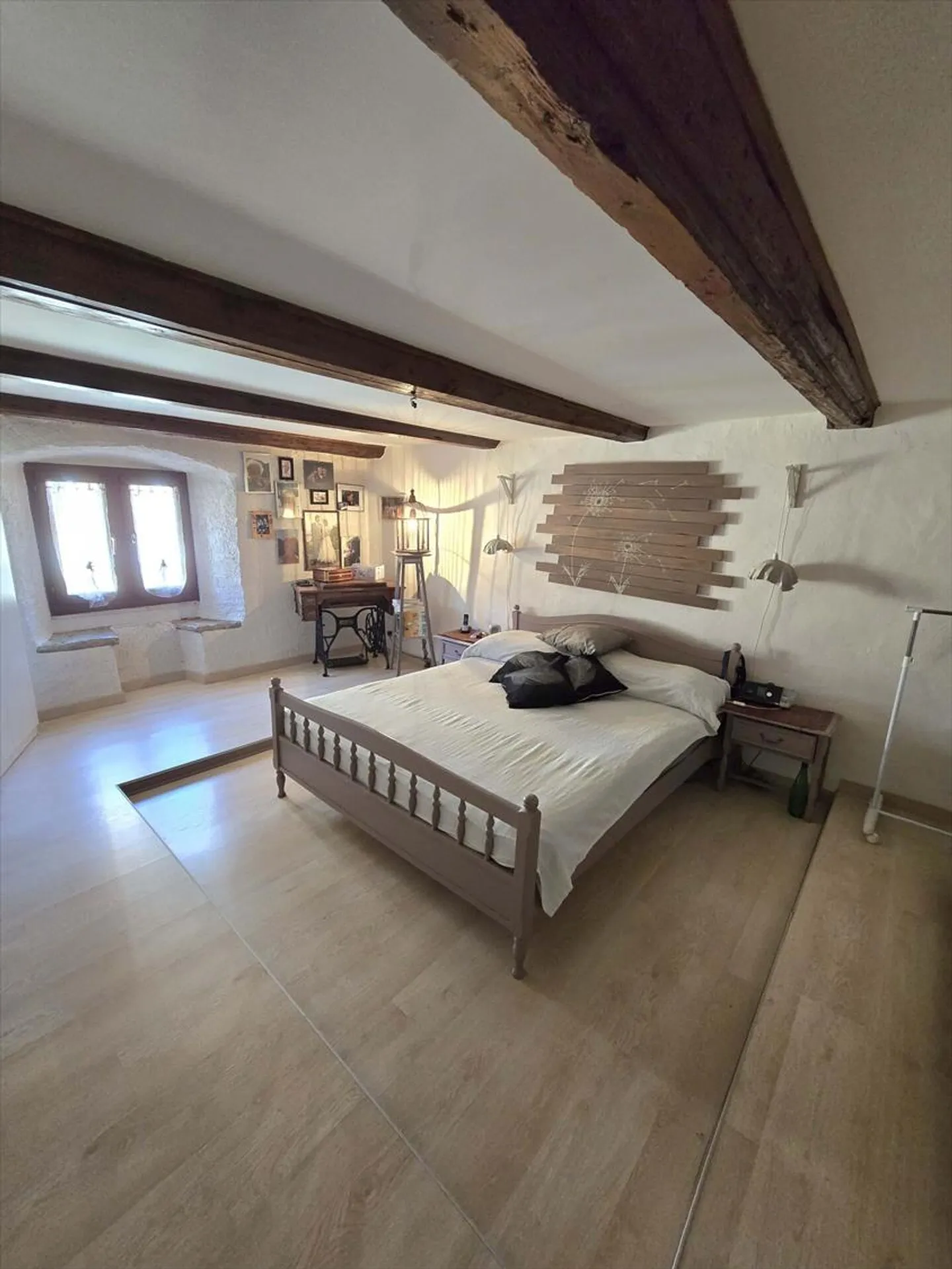 Wunderschönes Dorfhaus mit 6,5 Zimmern - Foto 3 von 8