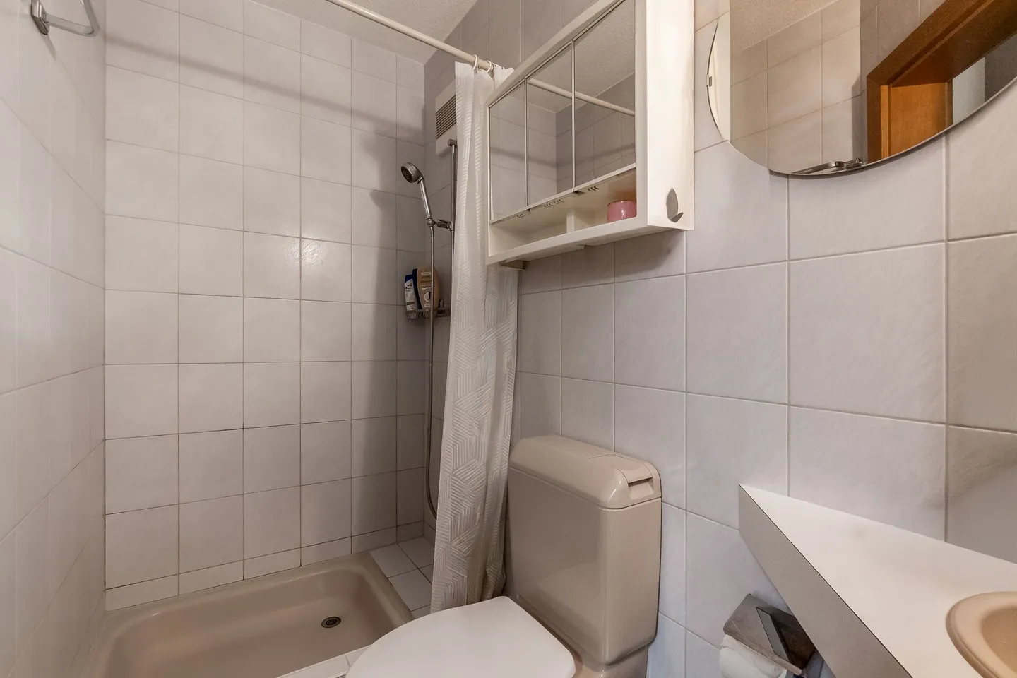 Appartement lumineux de 4,5 pièces dans un emplacement calme et central à Derendingen ! - Photo 15 sur 19