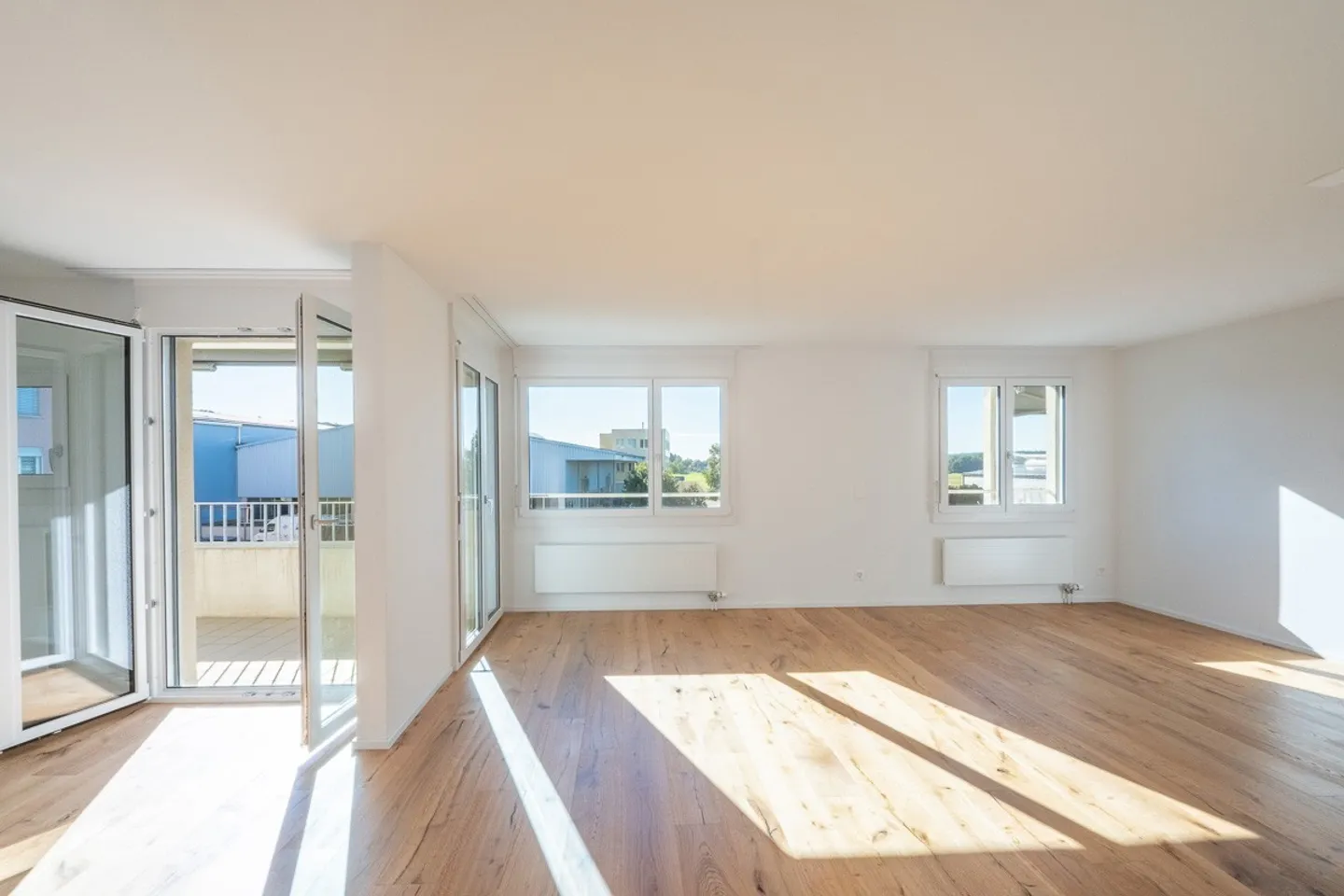 First occupancy after renovation - 3.5-room condominium - Photo 2 of 11