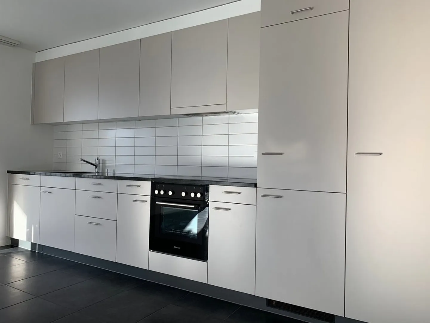 Splendido appartamento di 4.5 locali in un quartiere tranquillo - Foto 3 di 10