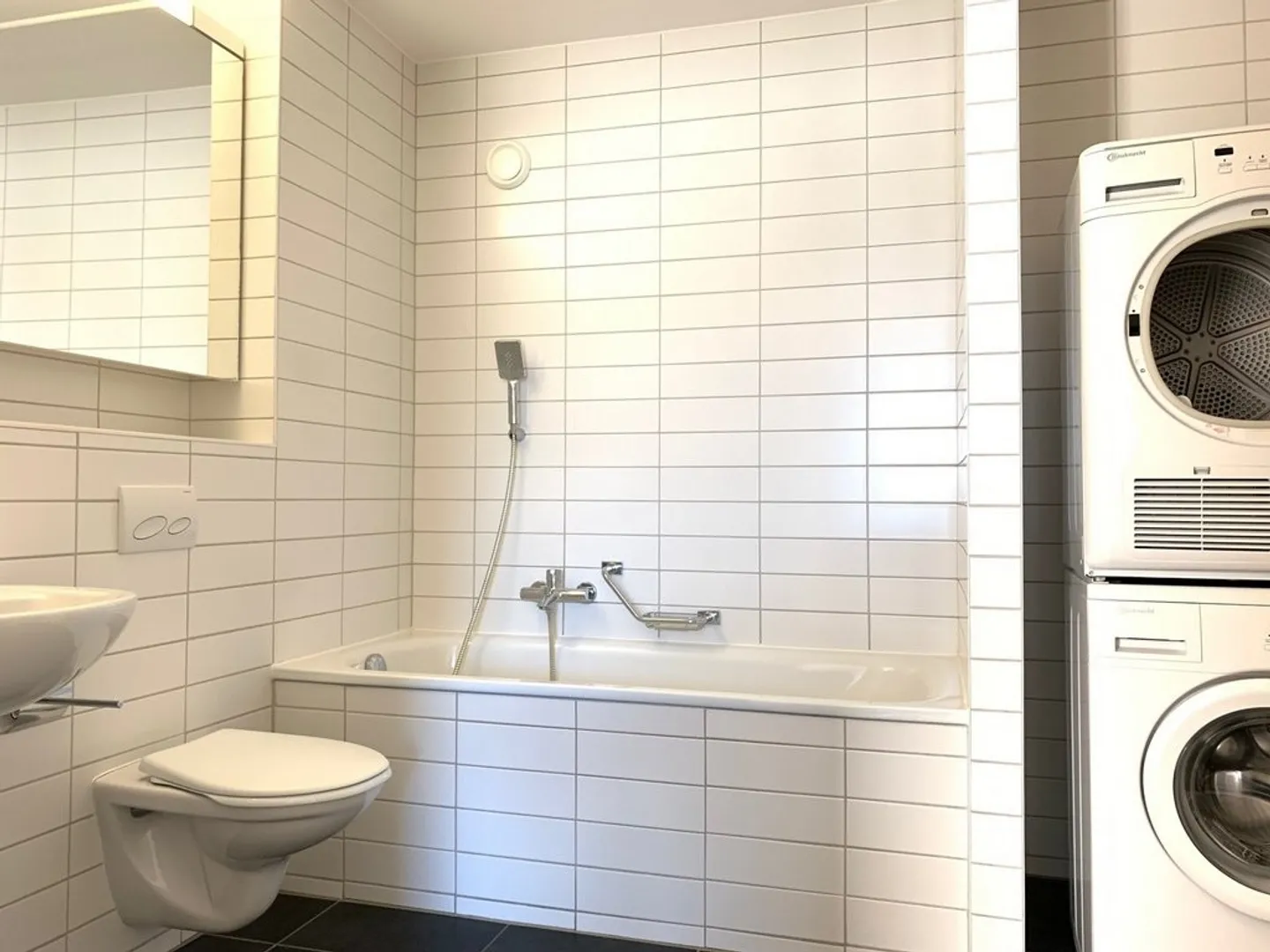 Splendido appartamento di 4.5 locali in un quartiere tranquillo - Foto 7 di 10