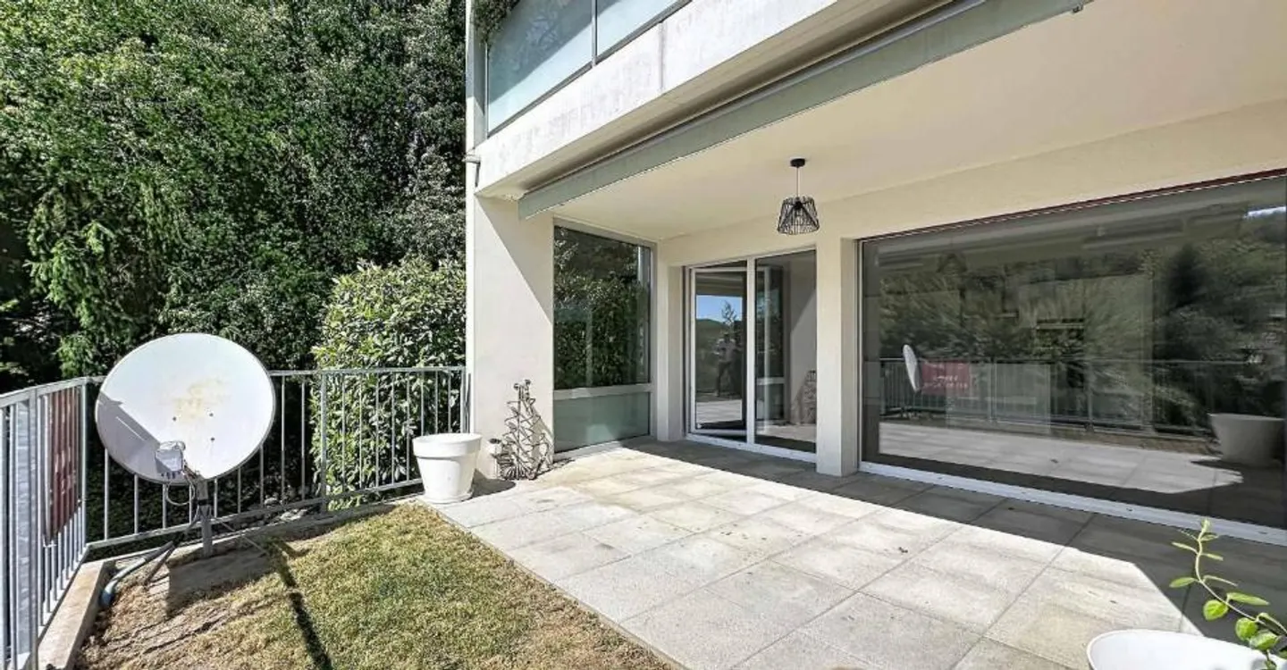Appartement Charmant avec Terrasse - Photo 12 sur 12