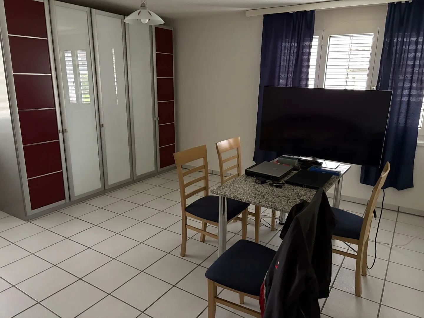 Appartamento 1,5 locali in un quartiere residenziale ben tenuto - Foto 3 di 5
