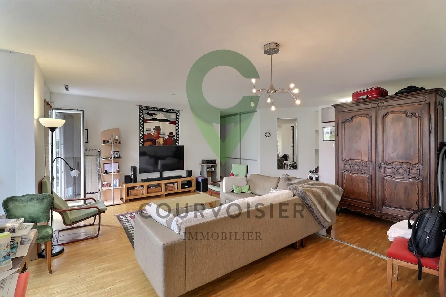 Serene 4.5 Room Apartment in Nyon - Photo 4 of 14