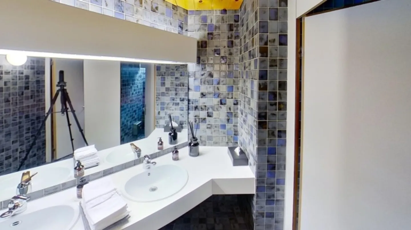 Hôtel à louer - Photo 7 sur 9