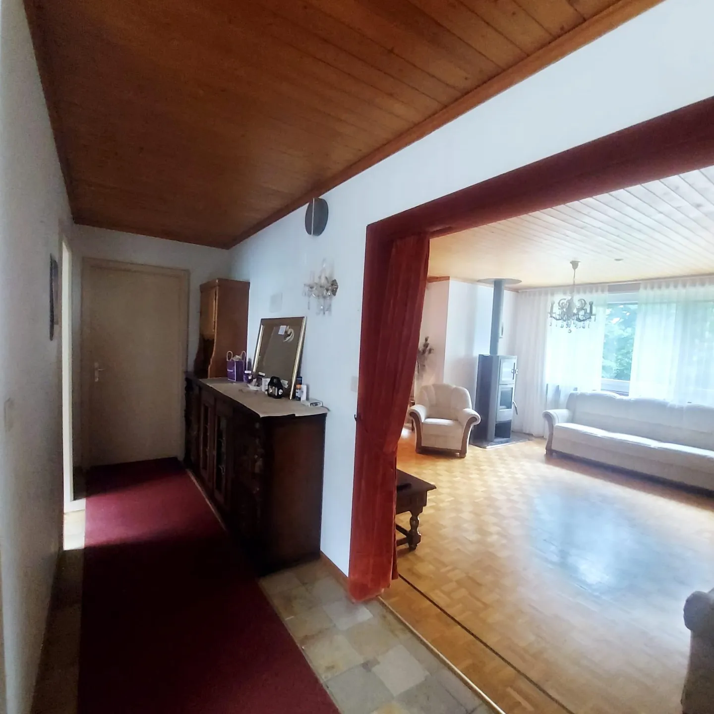 «6.5 Zimmer Doppeleinfamilienhaus» - Foto 2 von 5