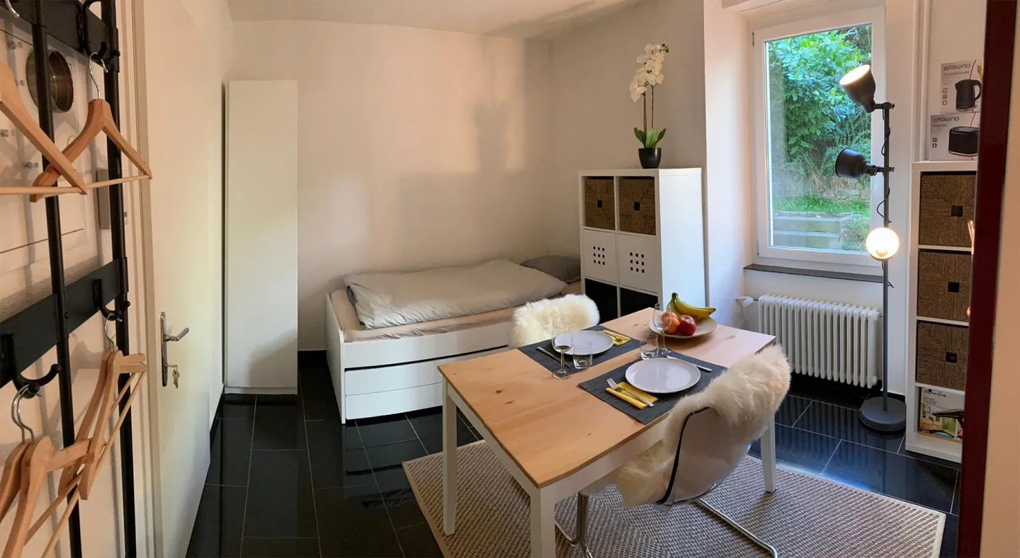 Compact, central et meublé - parfait pour les étudiants ! - Photo 4 sur 6