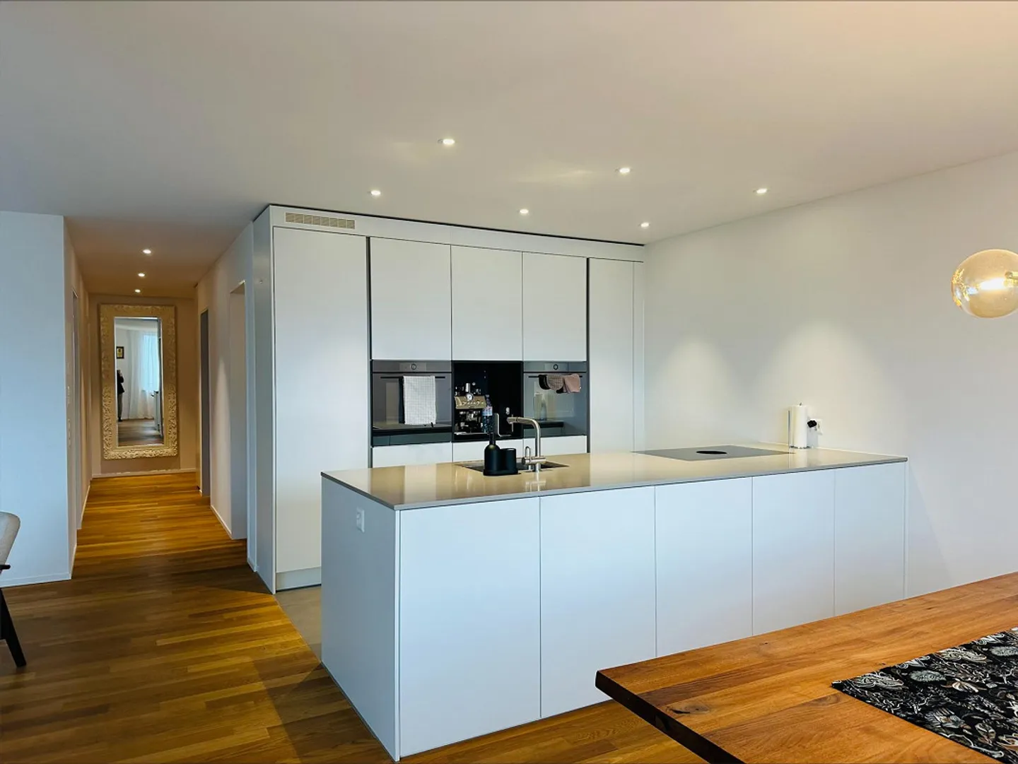 Appartamento esclusivo di 3,5 stanze con vista lago - Foto 1 di 15