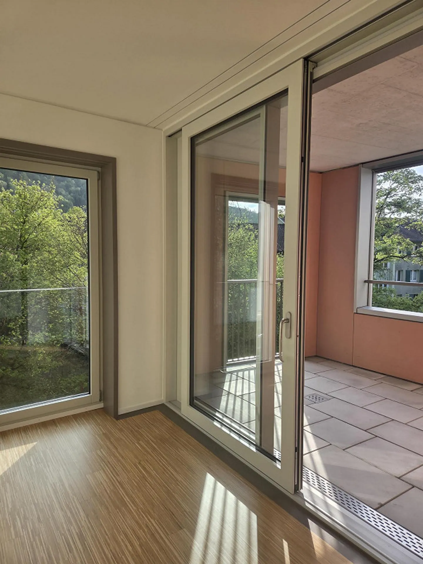 Appartamento luminoso e moderno di 2,5 stanze a Zurigo Triemli (Distretto 9) – Ava - Foto 9 di 11