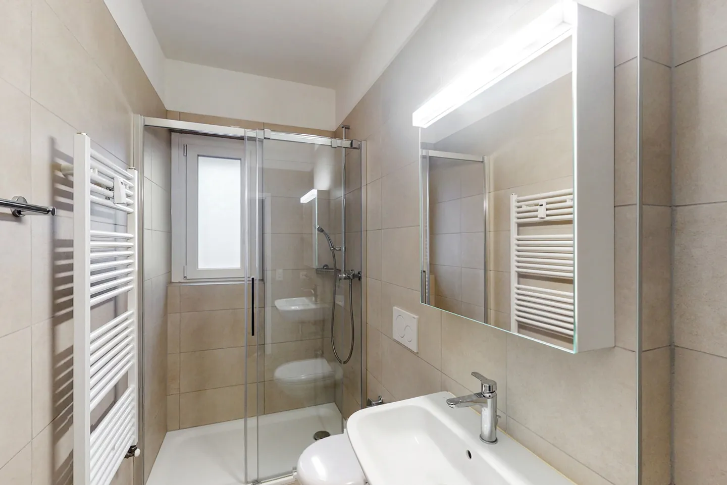 Modern Apartment in Massagno - Photo 7 of 8