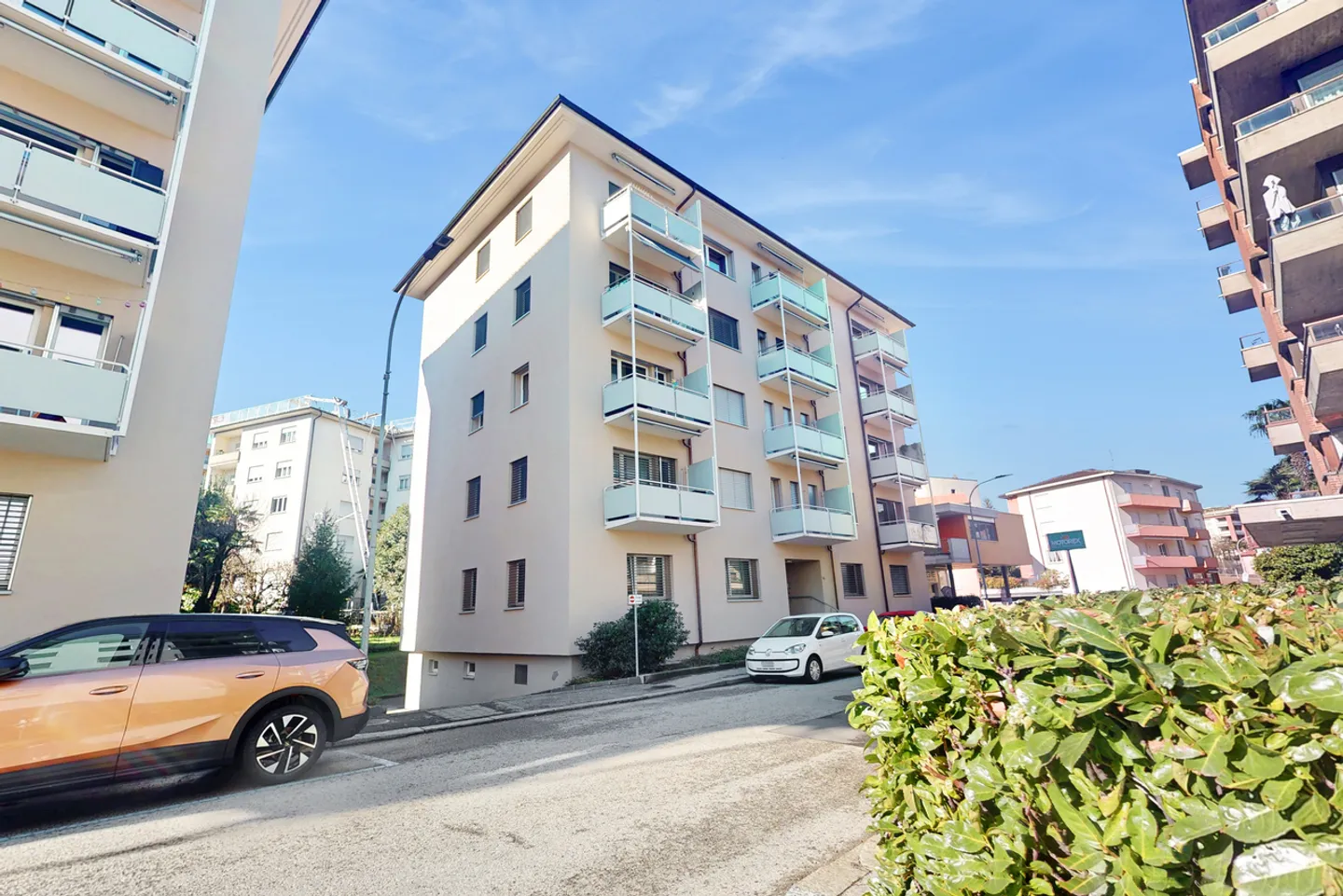 Modern Apartment in Massagno - Photo 1 of 8