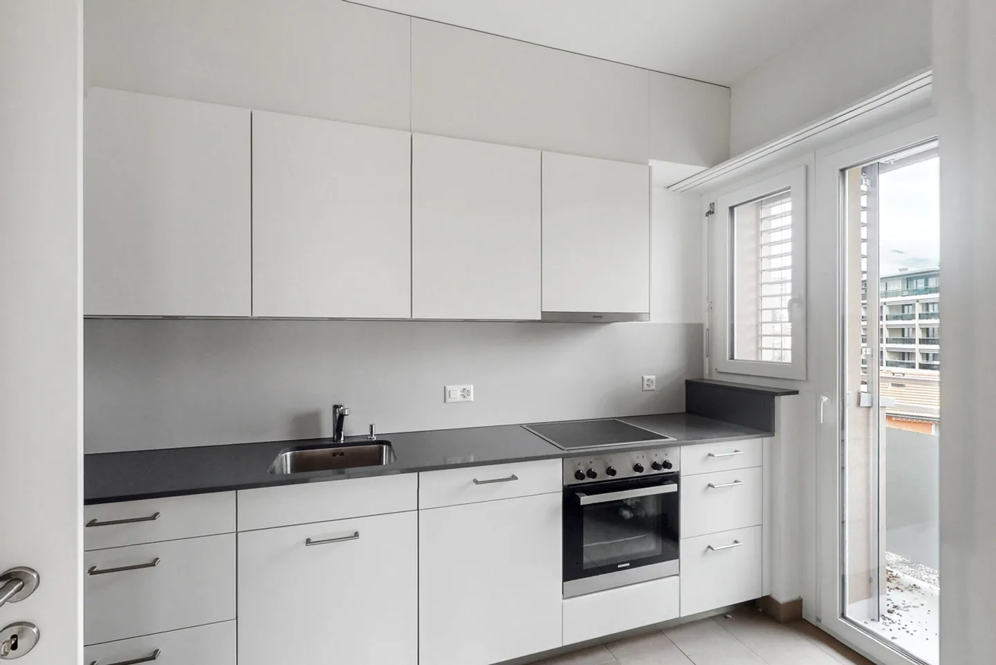 Modern Apartment in Massagno - Photo 4 of 8