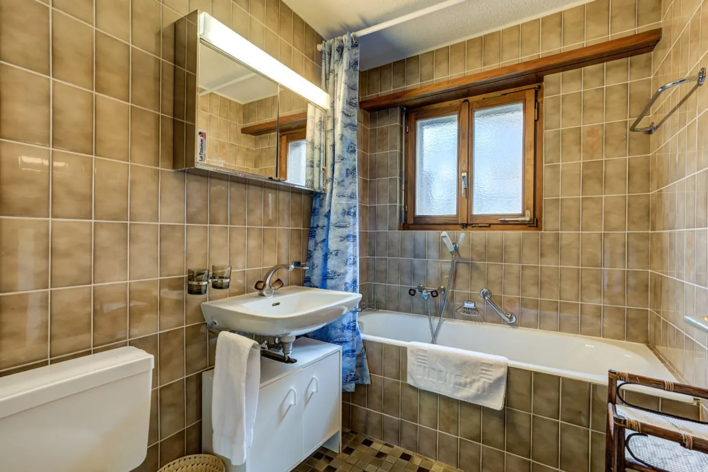 Geräumige und helle 4-Zimmer-Wohnung, 5 Minuten von den Skiliften entfernt - Photo 11 of 13