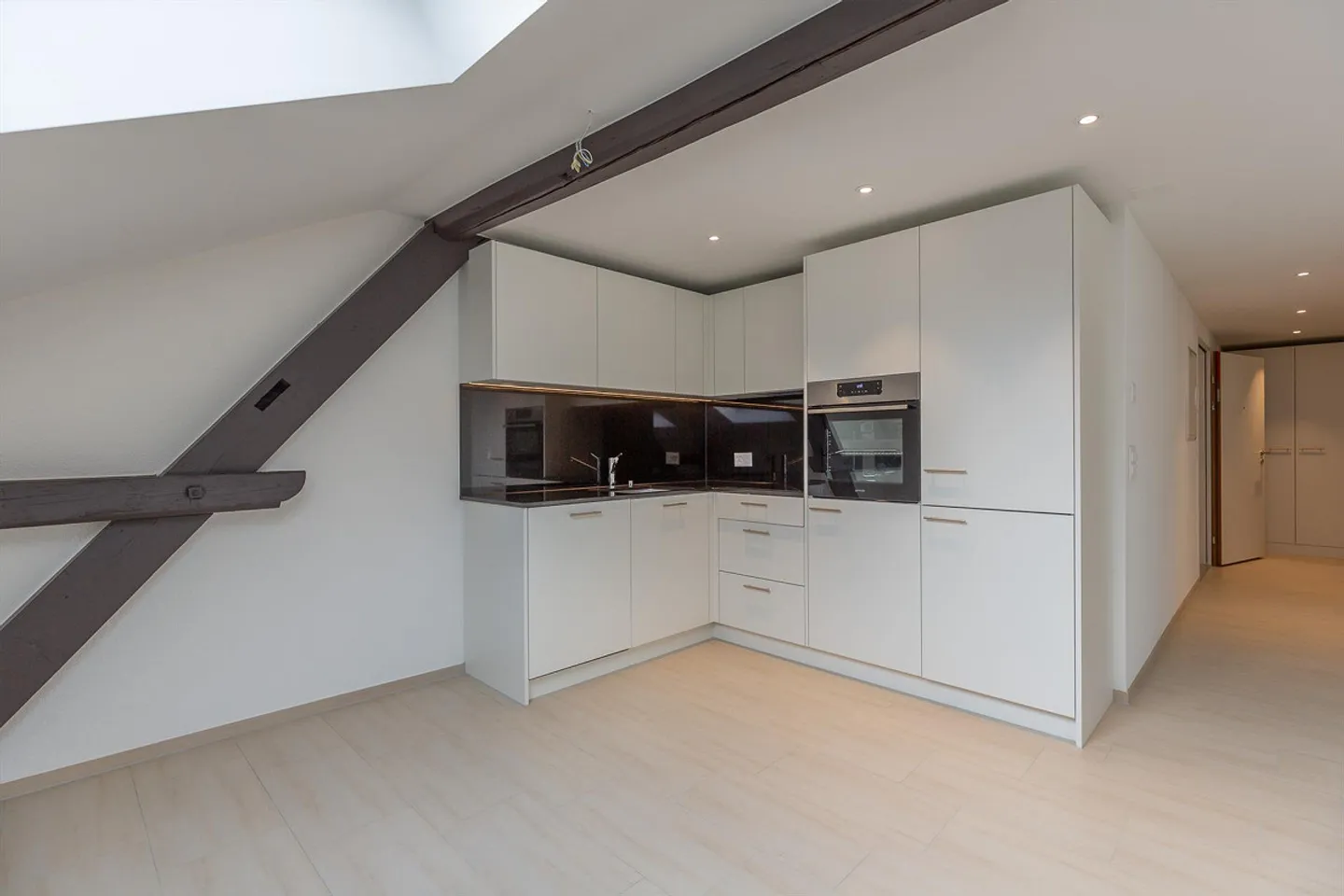 Appartement 4.5 pièces - Photo 2 sur 9