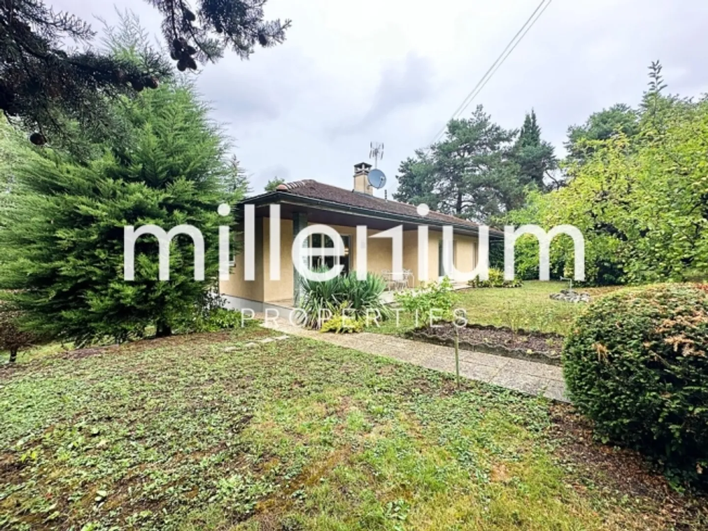 Magnifica casa familiare a Cointrin - Foto 1 di 11