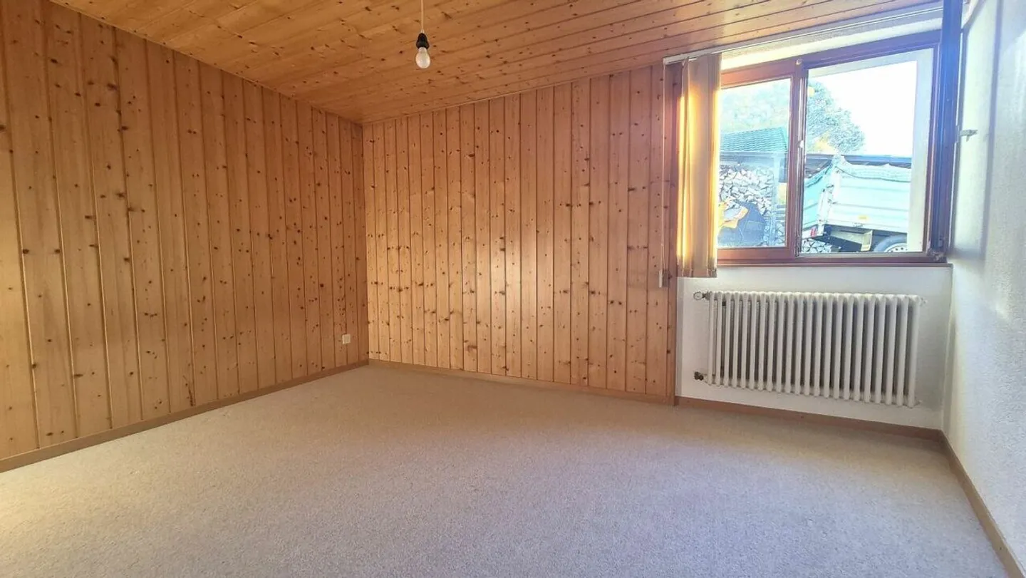 Charming 2.5 rooms with terrace and garage included - Photo 9 of 15