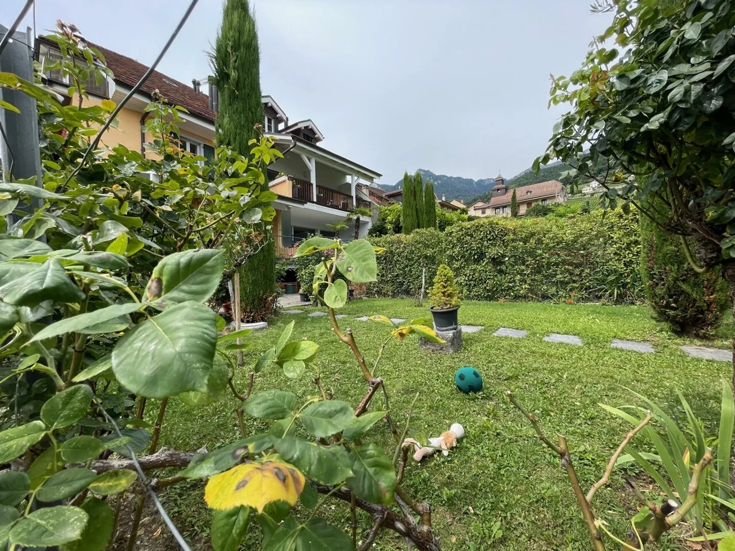 Grande appartamento affascinante con giardino di 5 stanze - Foto 13 di 22