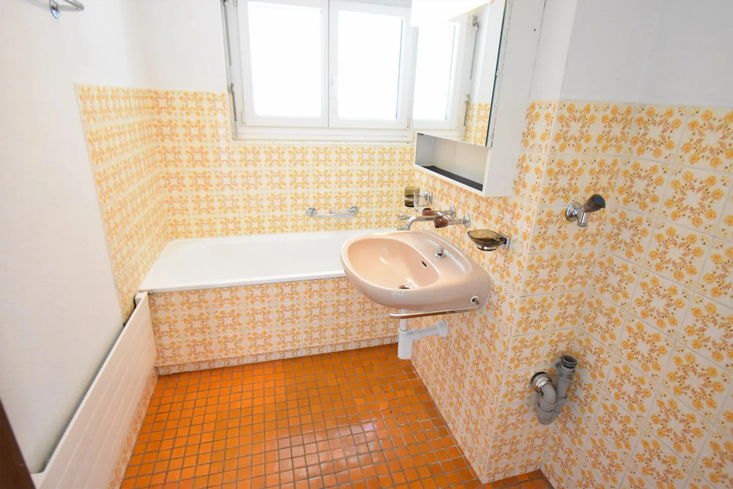 5.5-Room Apartment with Potential in a Quiet Location in St. Gallen-Winkeln - Photo 11 of 12