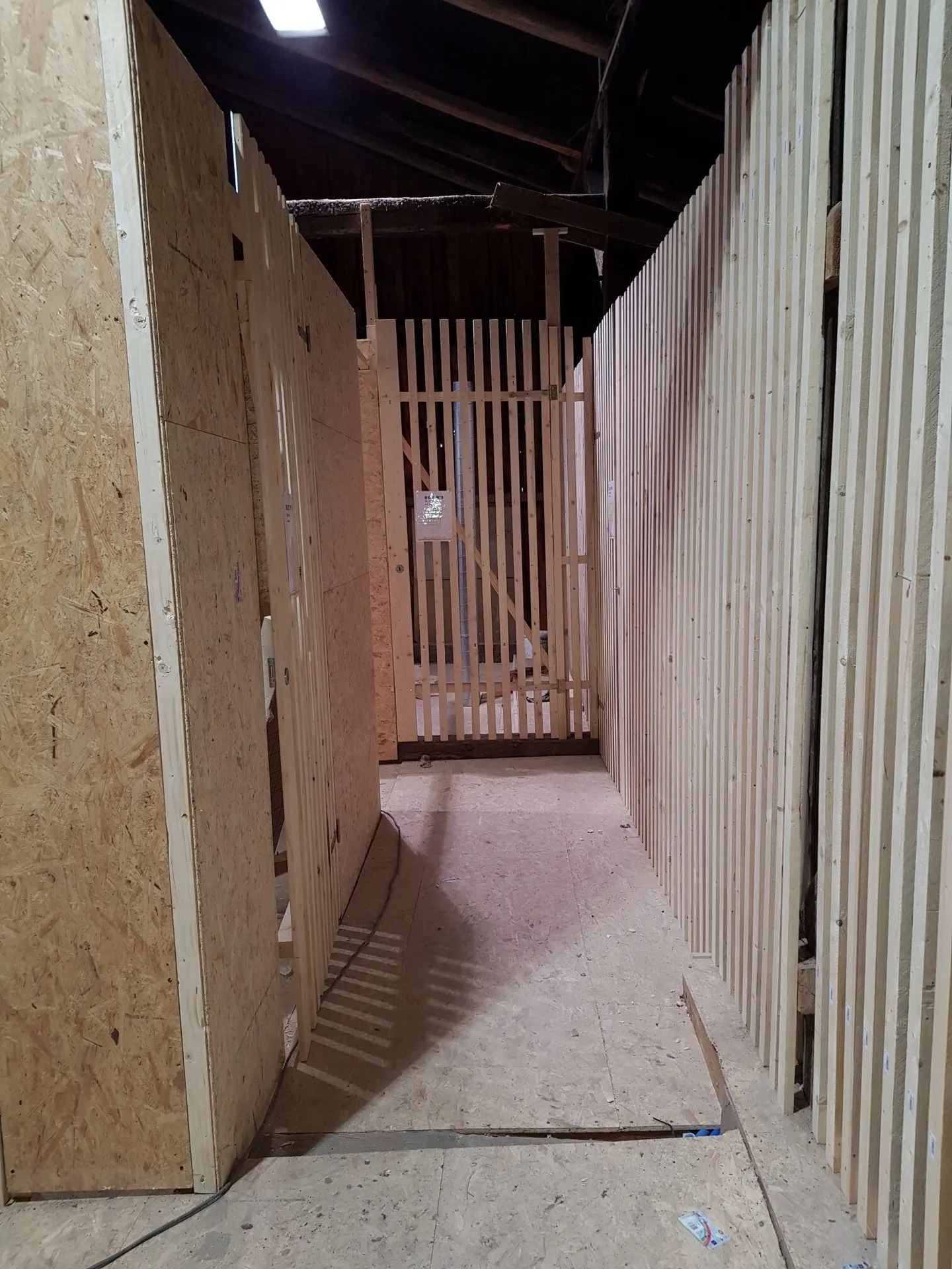 Penthouse for rent - Photo 3 of 6