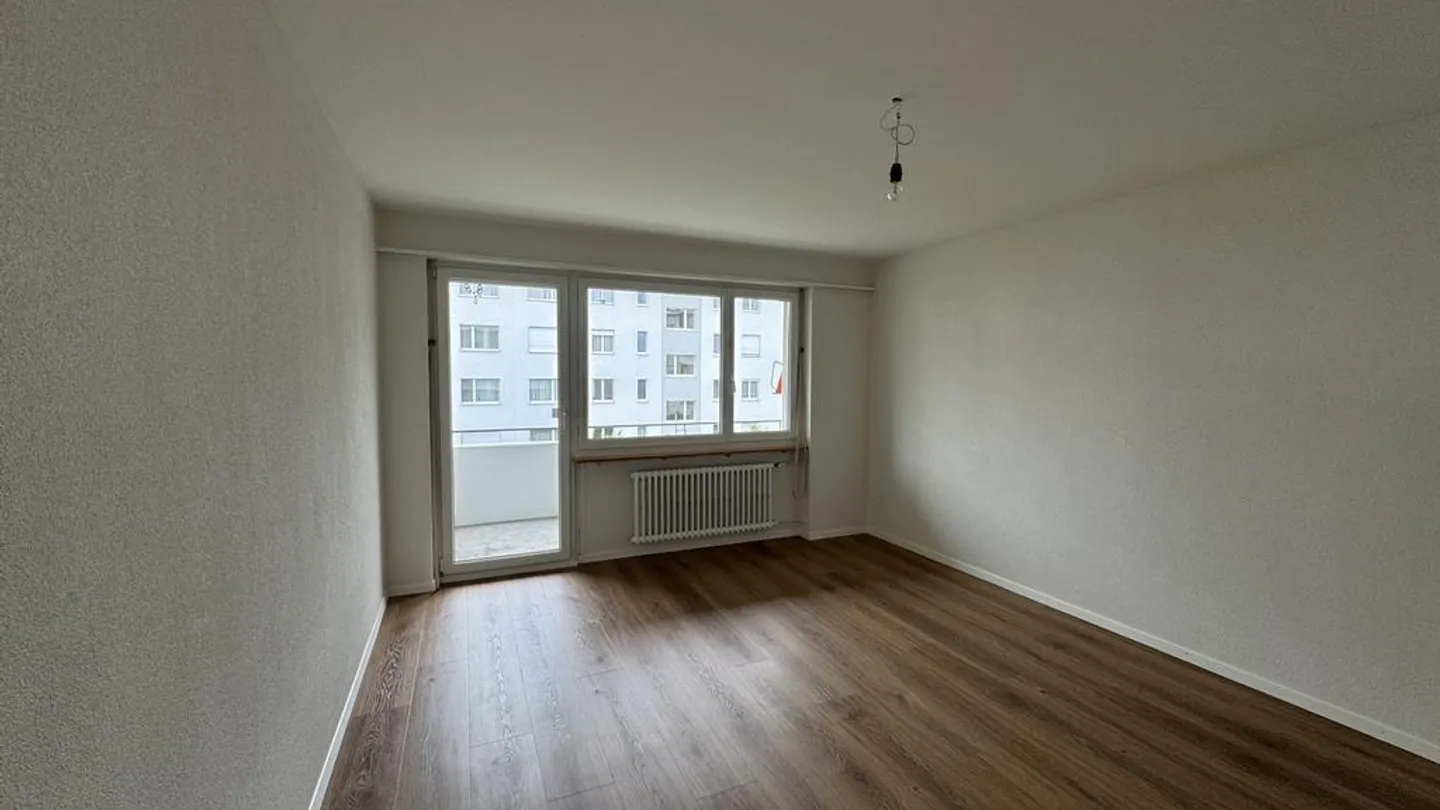 Seltenes befristetes Schnäppchen: 2-Zimmerwohnung mit Balkon - Foto 3 von 8