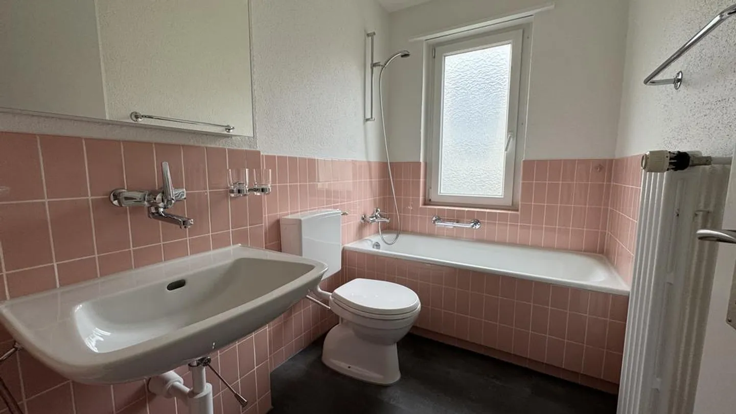 Seltenes befristetes Schnäppchen: 2-Zimmerwohnung mit Balkon - Foto 6 von 8