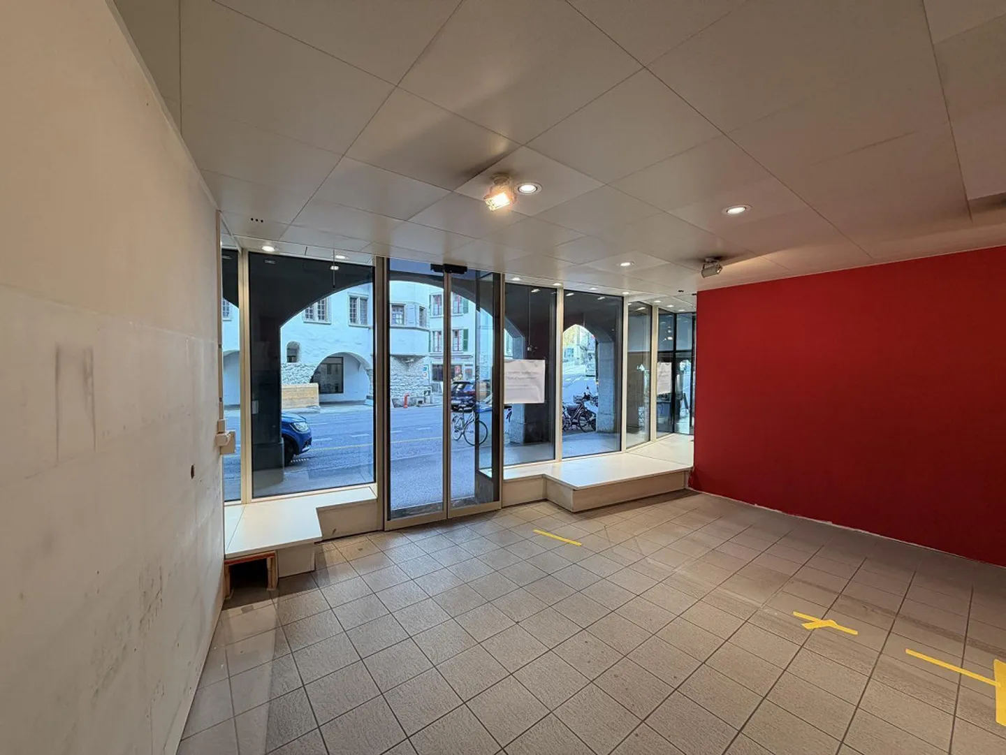 Spazio Commerciale a Thun - Foto 1 di 5