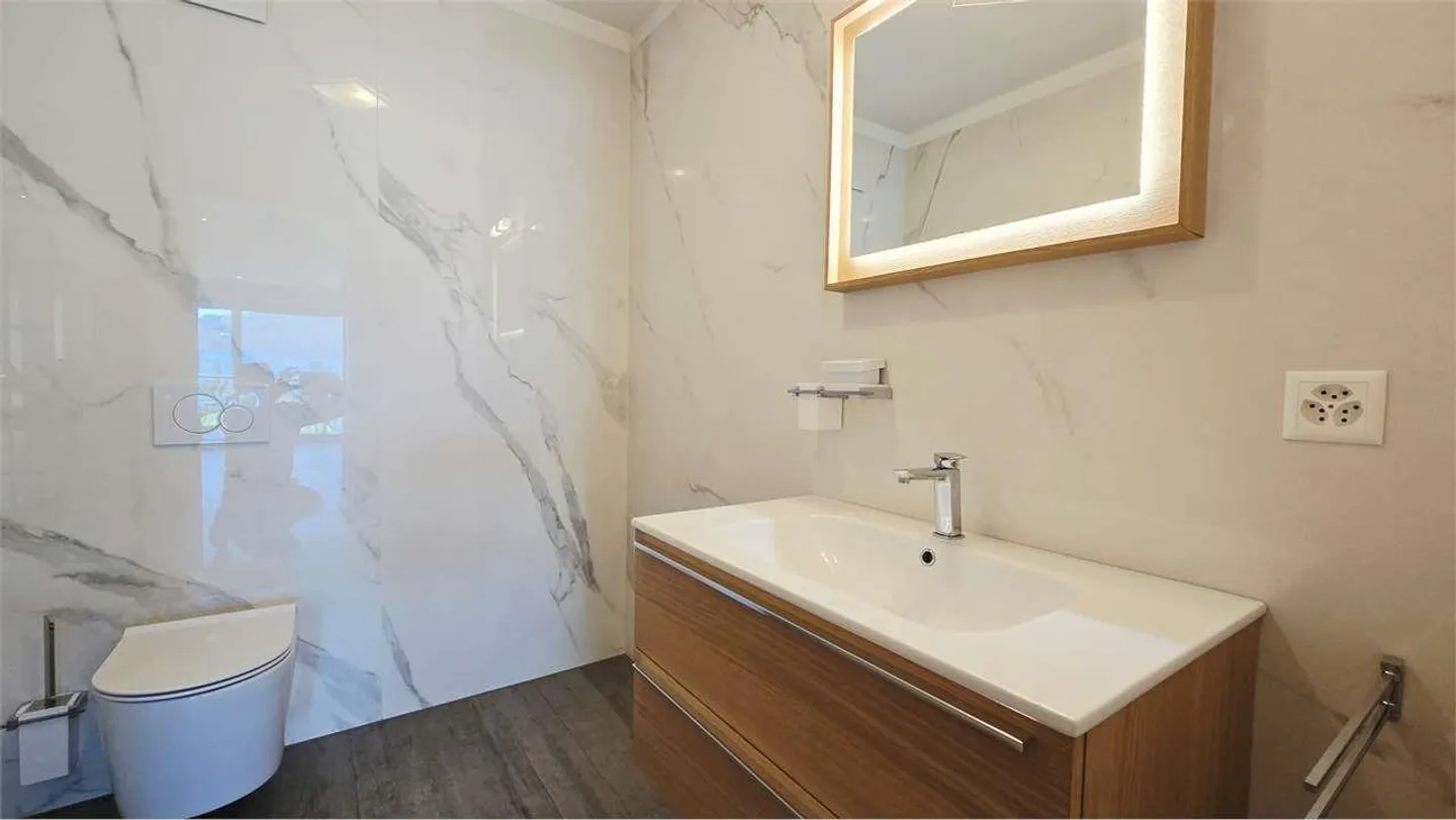 Propriété d'exception - 6,5 pièces avec piscine et finitions haut de gamme - Photo 8 sur 13