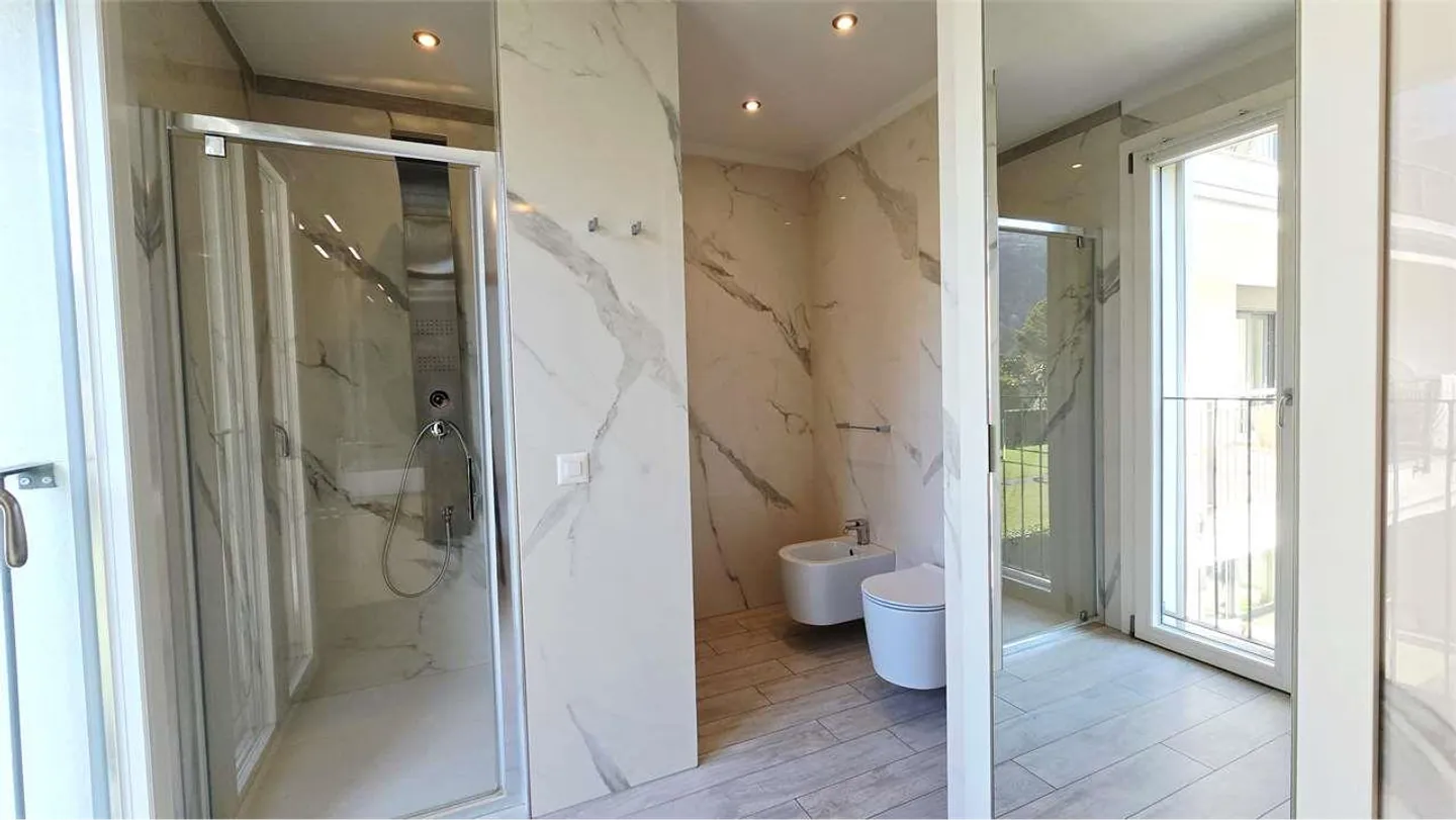 Propriété d'exception - 6,5 pièces avec piscine et finitions haut de gamme - Photo 13 sur 13