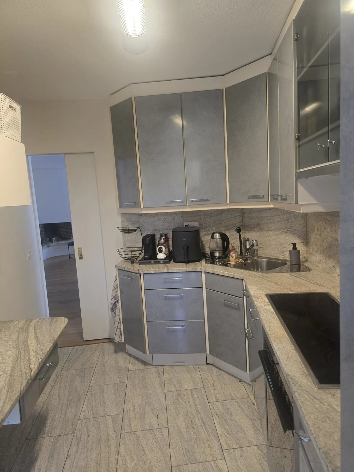 Wohnen mit viel Platz und Komfort in Riehen - Foto 16 di 18