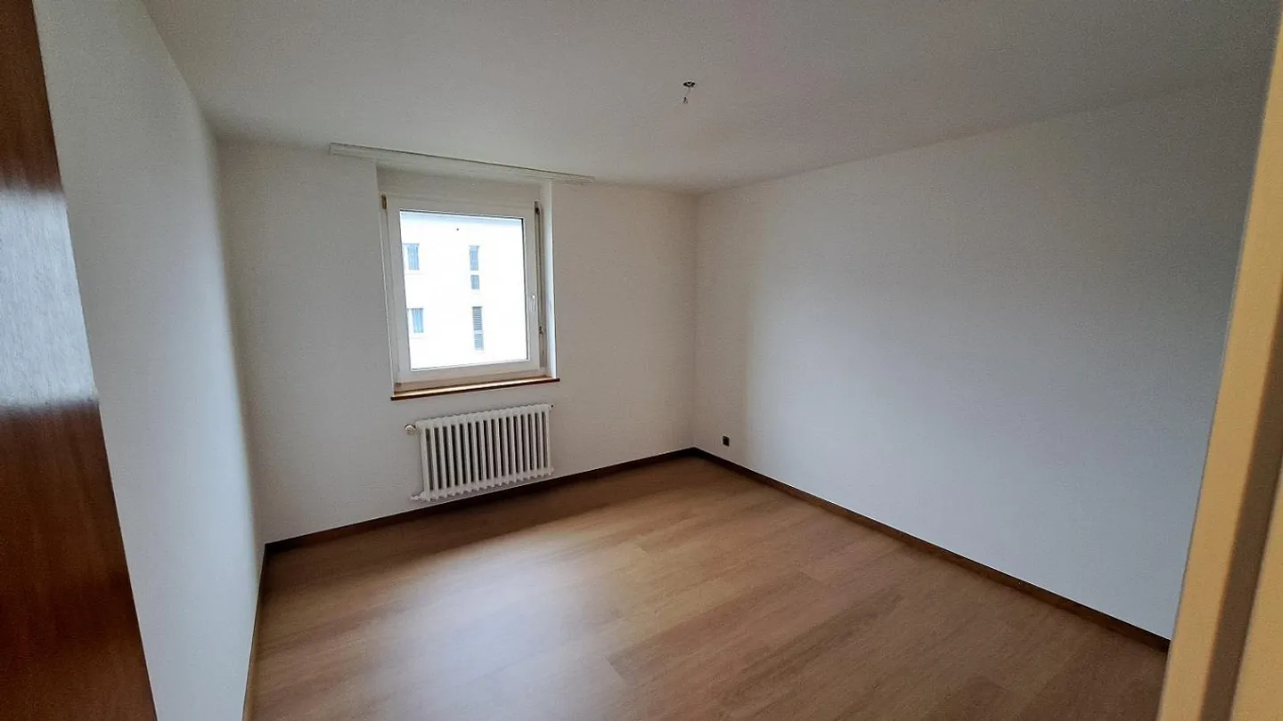 4.5-room apartment in a central location, limited to 1 year - Photo 7 of 9