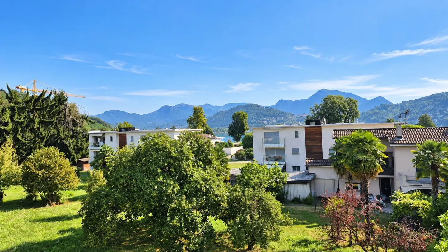Dreamlike Apartment - Suitable as a Second Home, Just a Few Steps from Lake Lugano - Photo 7 of 20