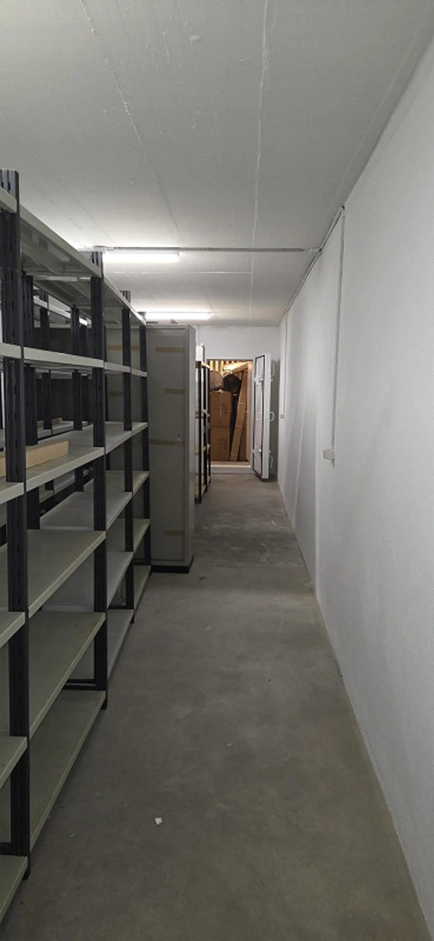 Salles d'archives dans le centre-ville de Zug - Photo 2 sur 2