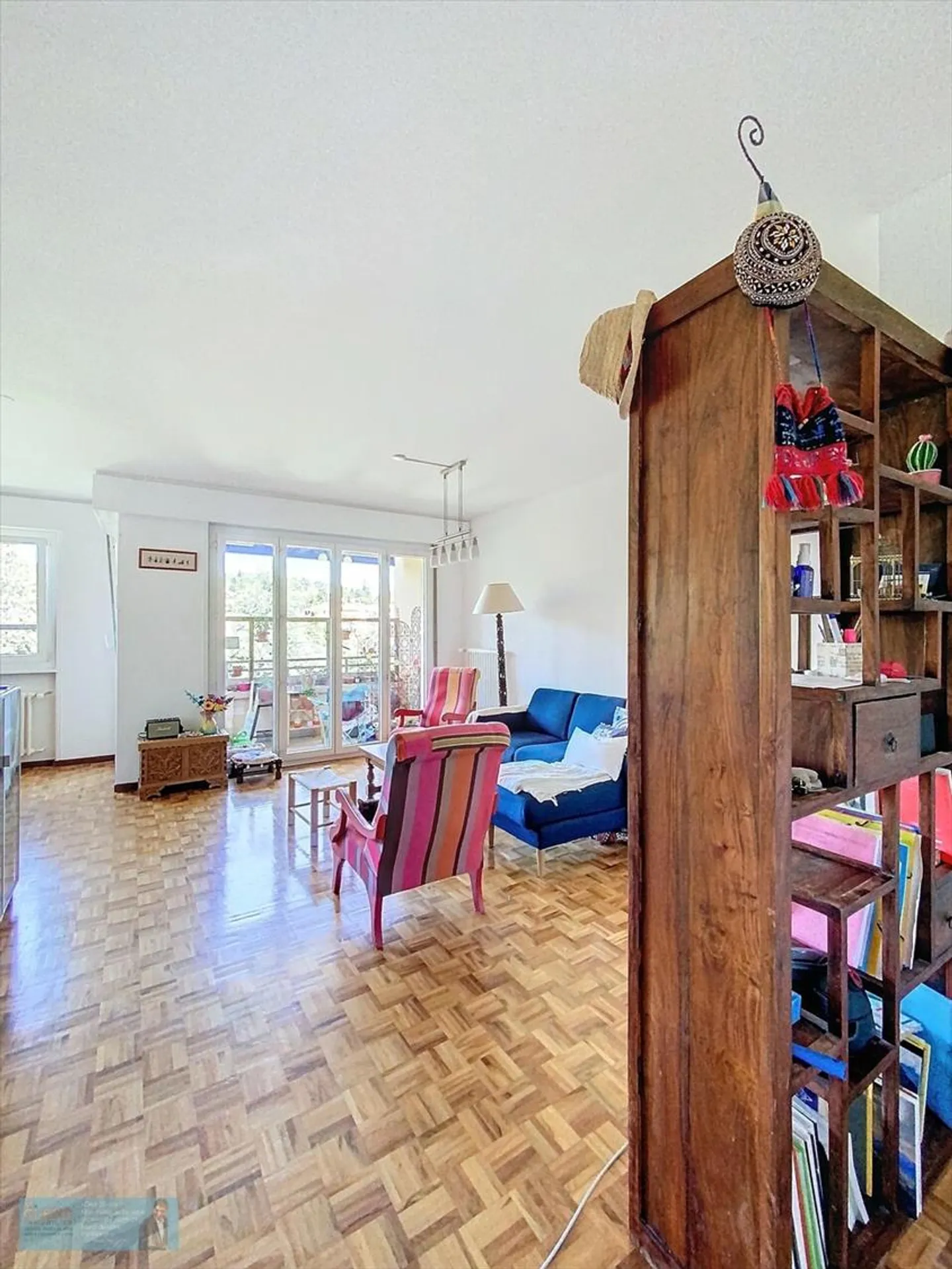 4.5-Room Apartment in the Heart of the Chailly District - Photo 4 of 8