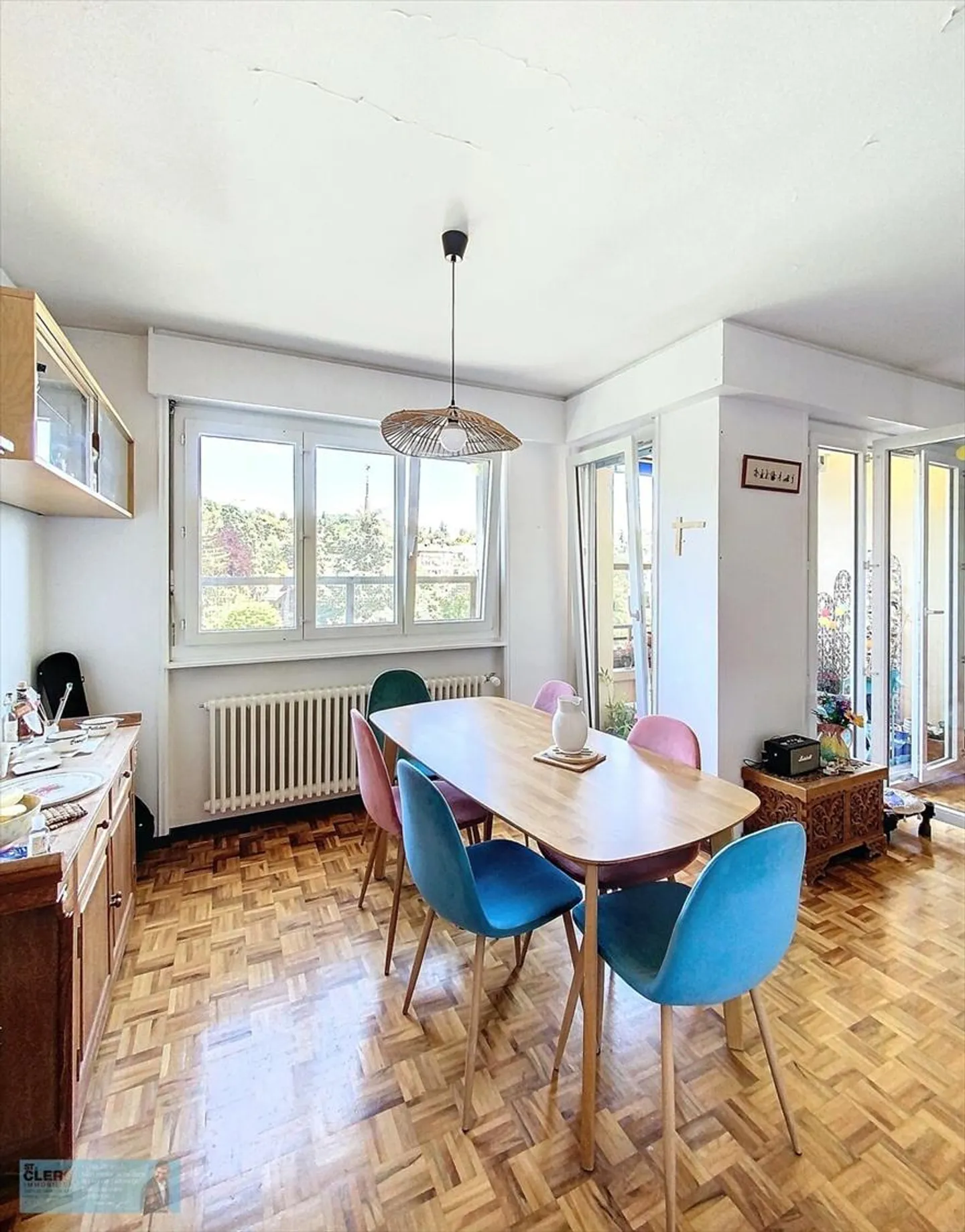 4.5-Room Apartment in the Heart of the Chailly District - Photo 3 of 8