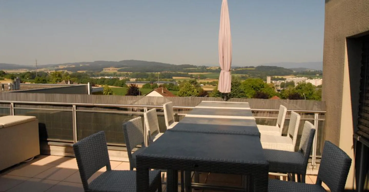 Zu verkaufen in Payerne, wunderschöne Penthousewohnung mit 7 Zimmern von 194 m2 und 2 Terrassen - Foto 3 von 29