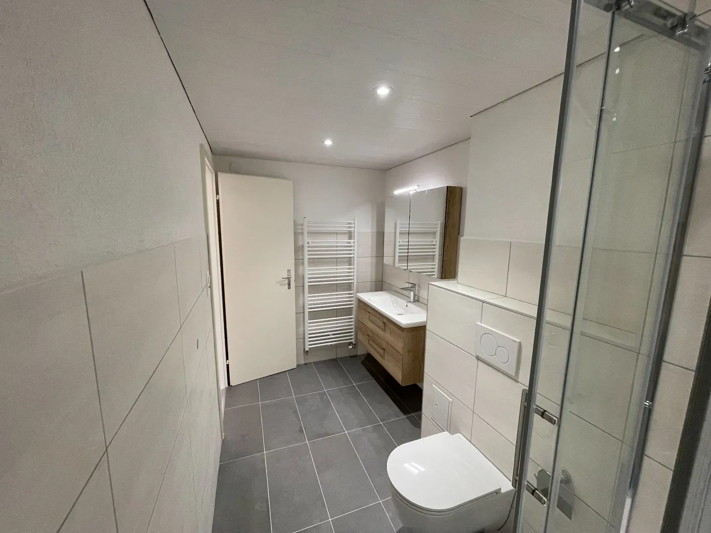 Appartement de 70m2 en face de la gare avec balcon - Photo 11 sur 13