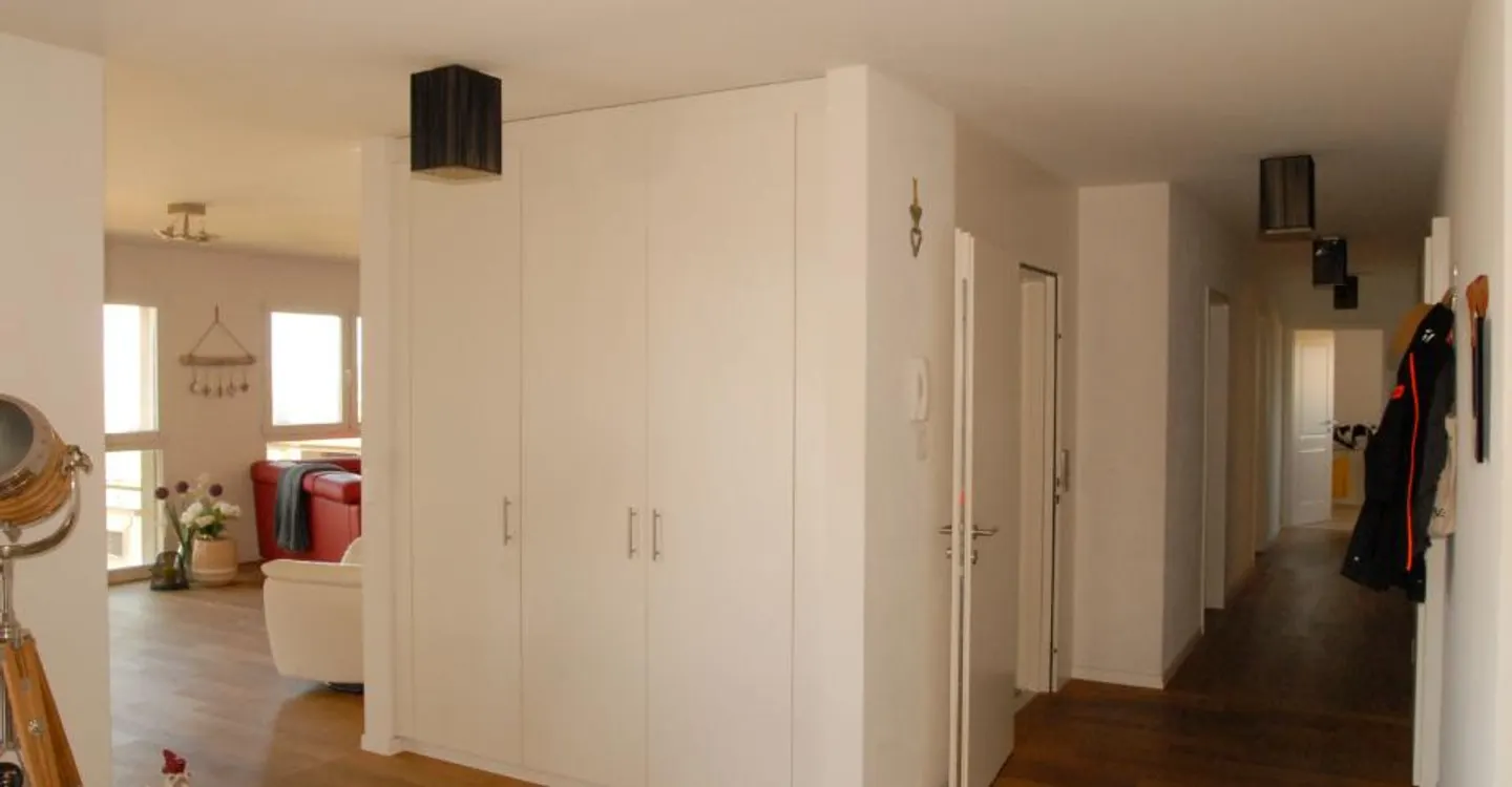 Zu verkaufen in Payerne, wunderschöne Penthousewohnung mit 7 Zimmern von 194 m2 und 2 Terrassen - Foto 11 von 29