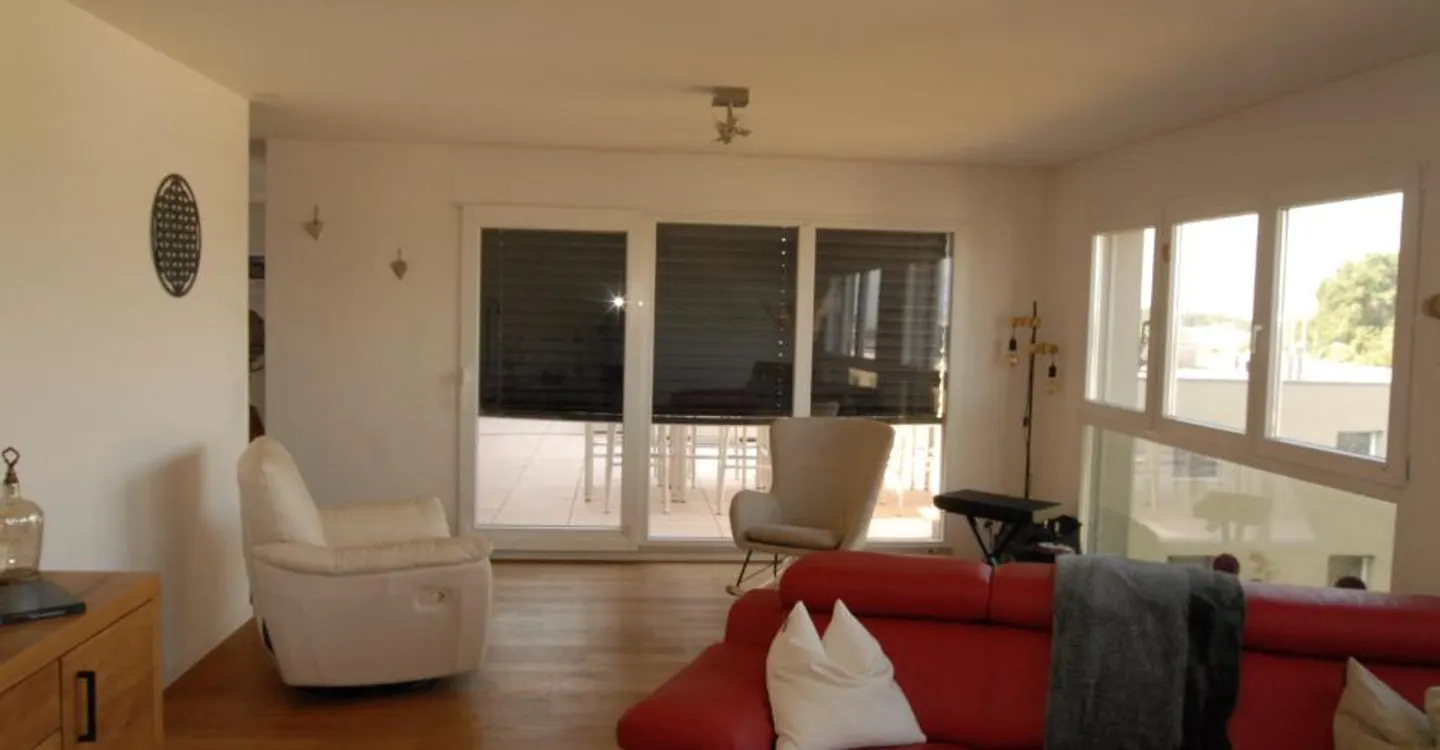 Zu verkaufen in Payerne, wunderschöne Penthousewohnung mit 7 Zimmern von 194 m2 und 2 Terrassen - Foto 12 von 29