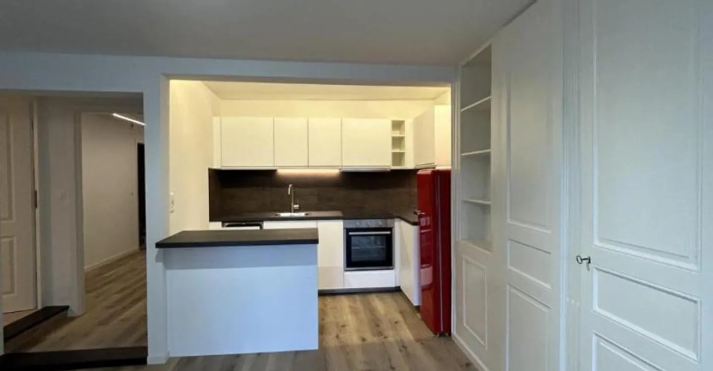 GERÄUMIGE 3-ZIMMER-WOHNUNG - Foto 2 von 13